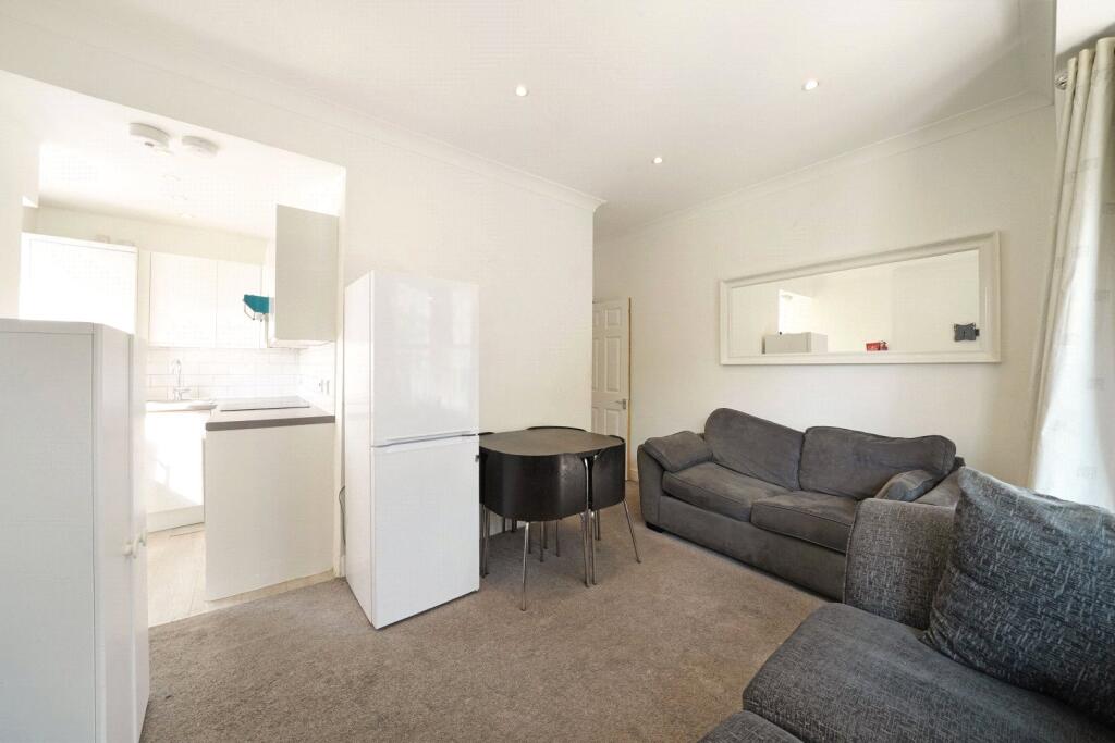 Apartment in London - View 4