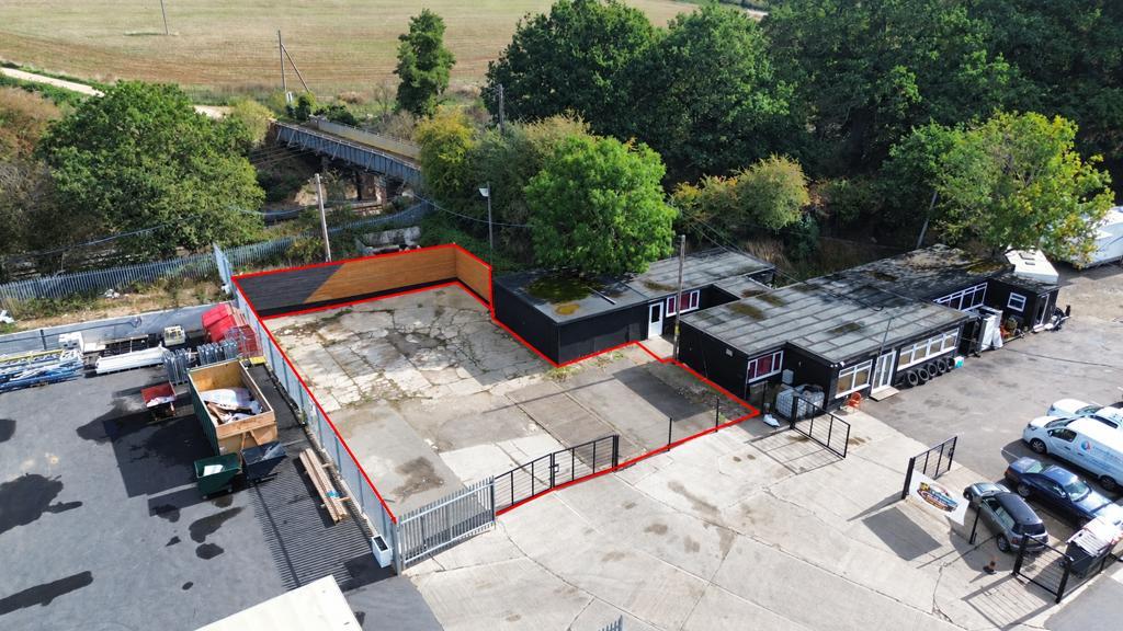 Yard 1B Cherwell Valley Business Park, Twyford Road, Banbury, Oxfordshire, OX17 3AS - View 5