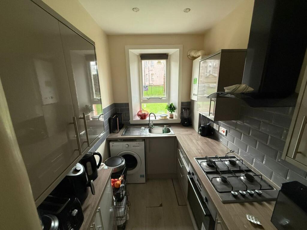 0/2, 366 Aikenhead Road, Glasgow, Lanarkshire, G42 0QG photo 2