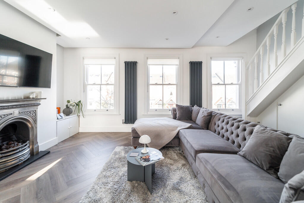 Main image of property: College Road, N21