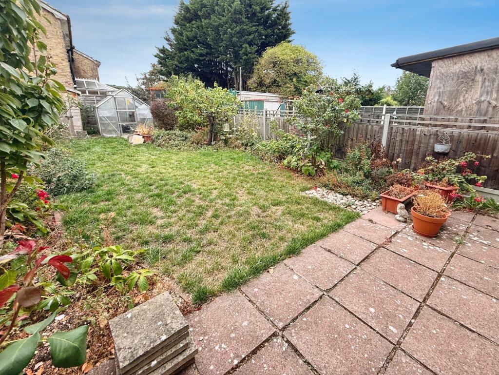 House in London - View 5