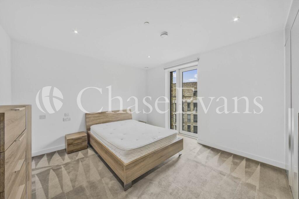 Apartment in London - More
