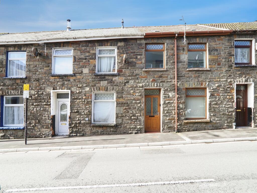Main image of property: High Street, Ferndale