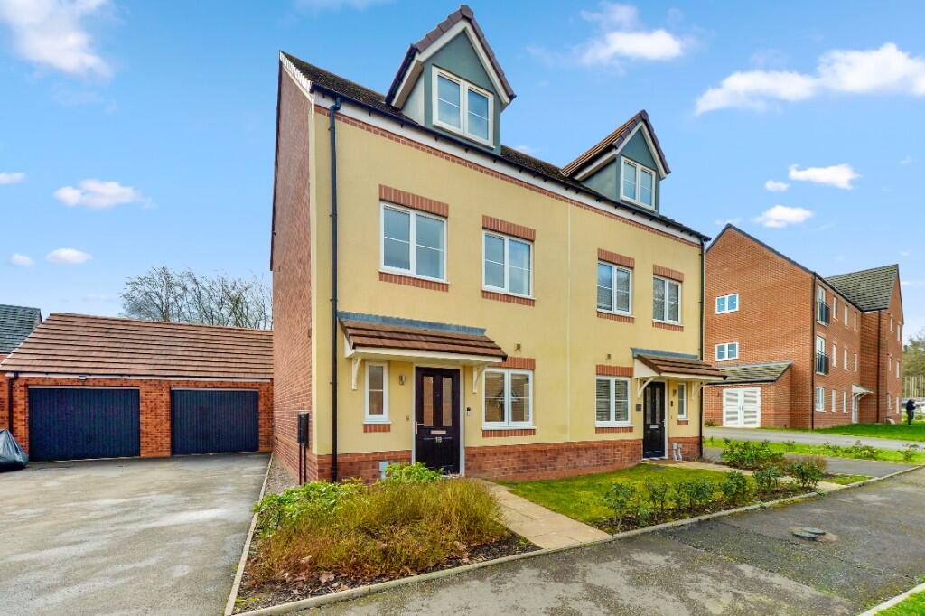 Main image of property: Lea Castle Drive, Kidderminster, Worcestershire, DY10