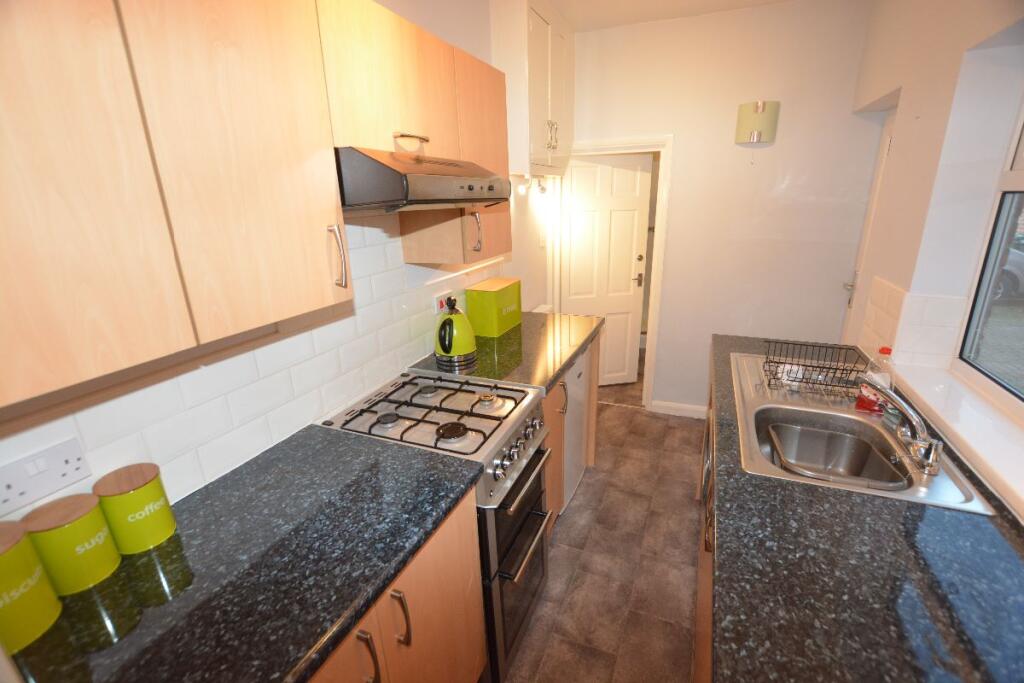 Apartment in Sheffield - View 4