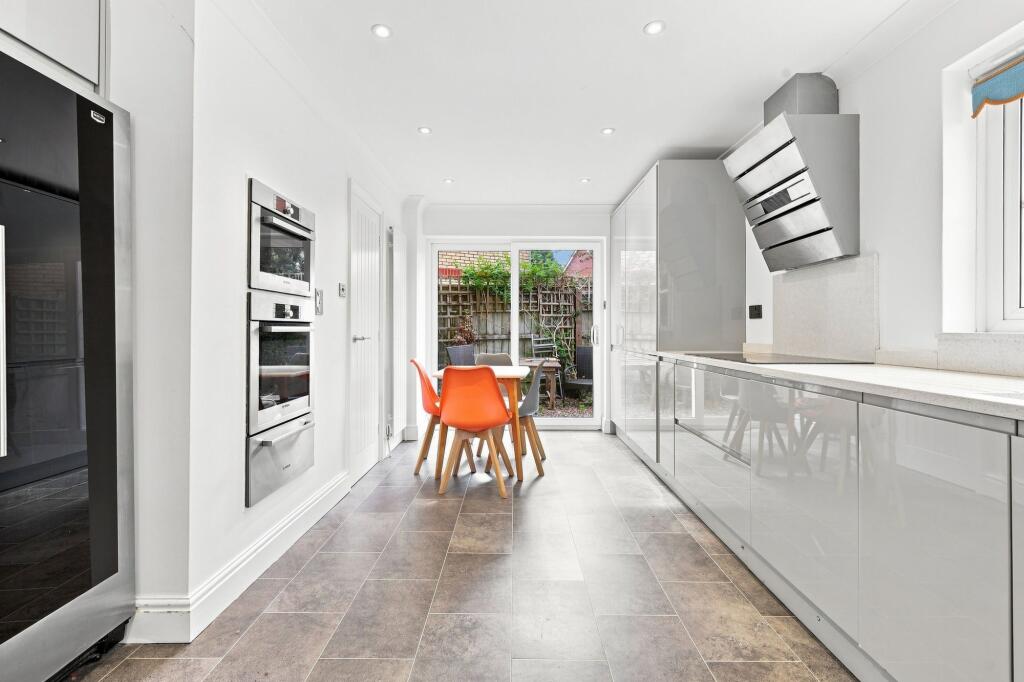 House in East Suffolk, Martlesham Heath, Martlesham - View 5