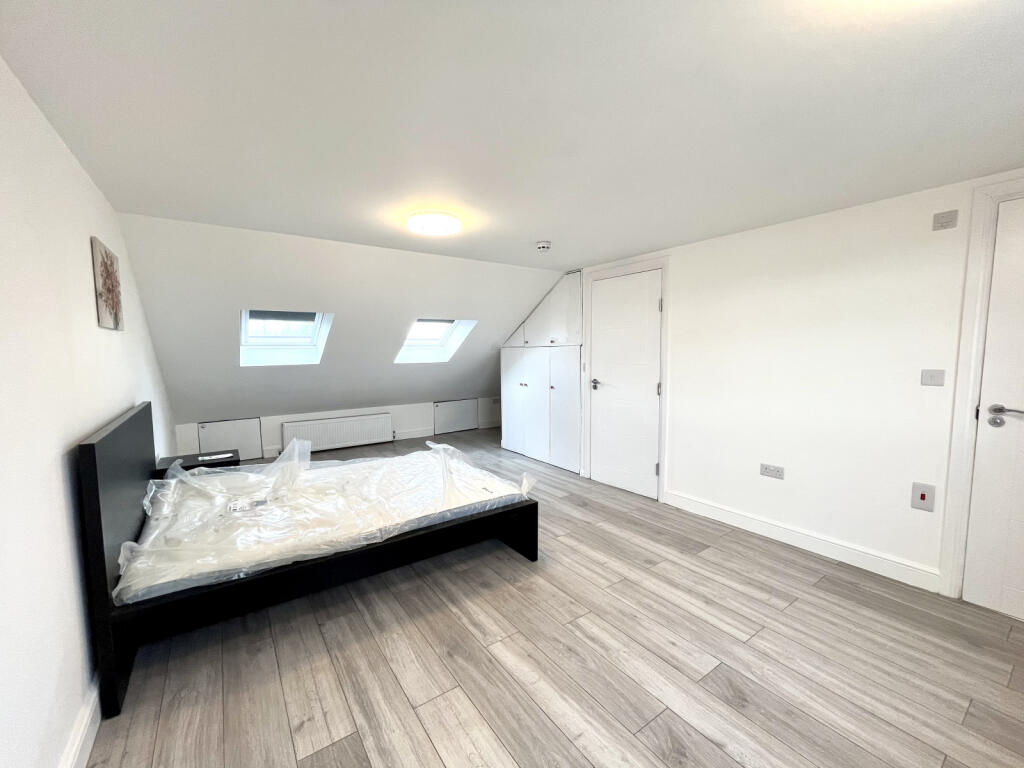 Main image of property: Carlton terrace, N18