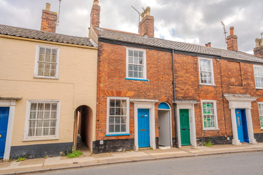 Main image of property: Lower Olland Street, Bungay, NR35 1BY
