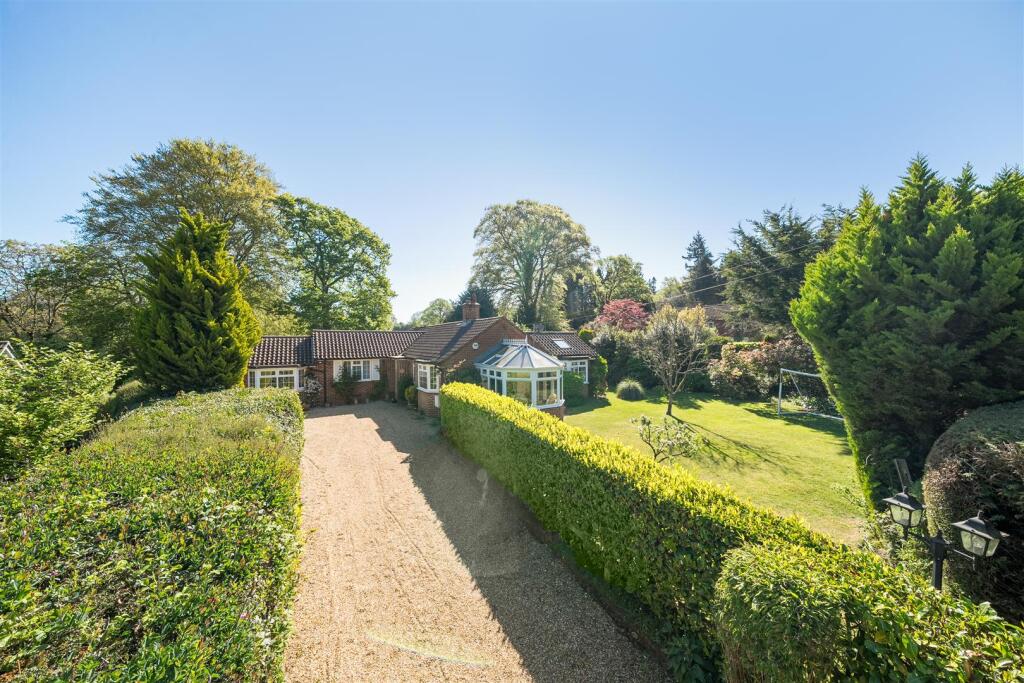 Main image of property: Kiln Way, Grayshott, Hindhead