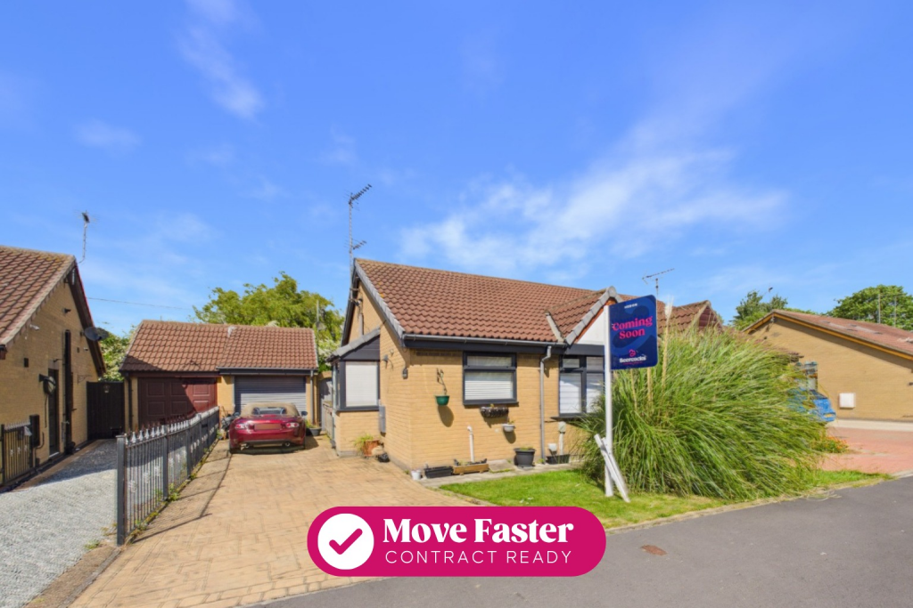 Main image of property: Ferryman Park, Paull, Hull, HU12 8PS