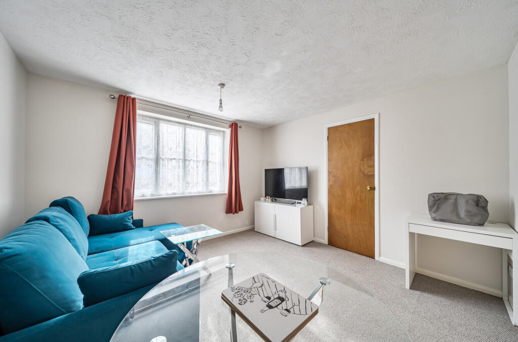 Apartment in London, Lonesome, Mitcham - More