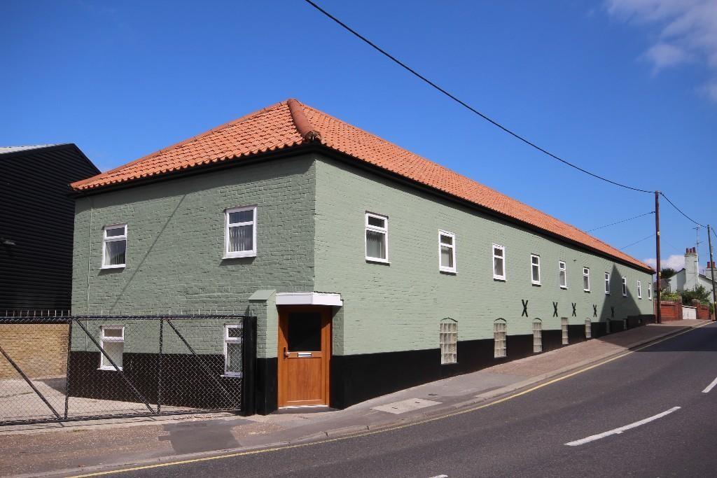 Main image of property: Colchester Road, Maldon, Essex, CM9