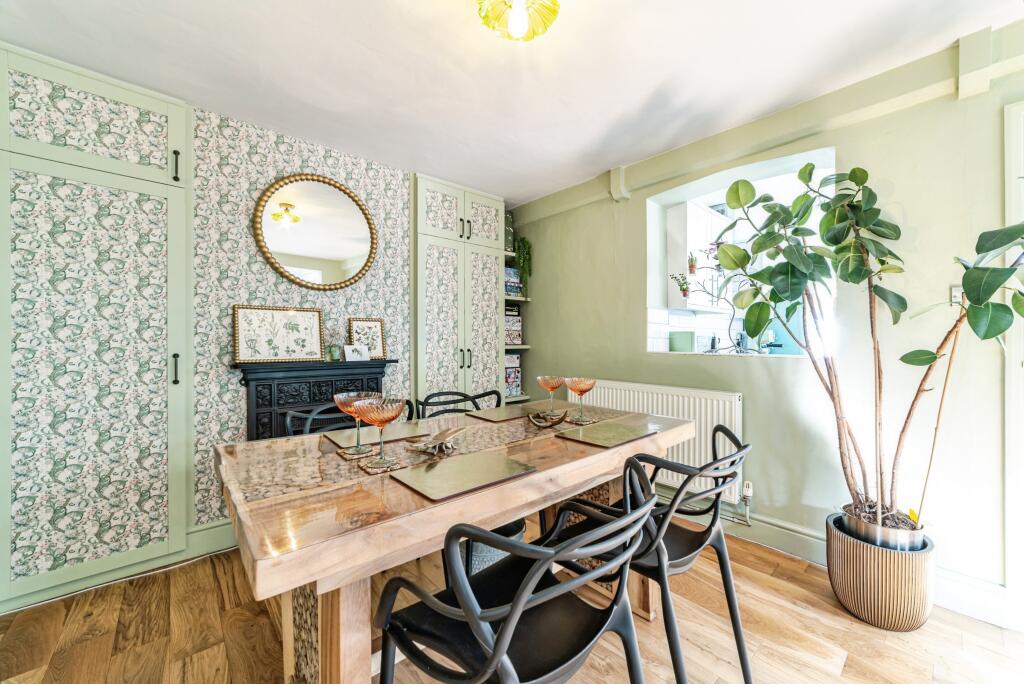 House in Burghfield - View 5