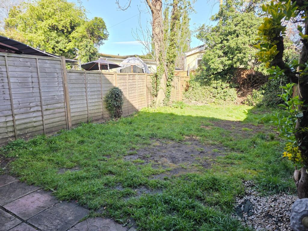 Blake Drive, Loughborough, LE11 photo 3