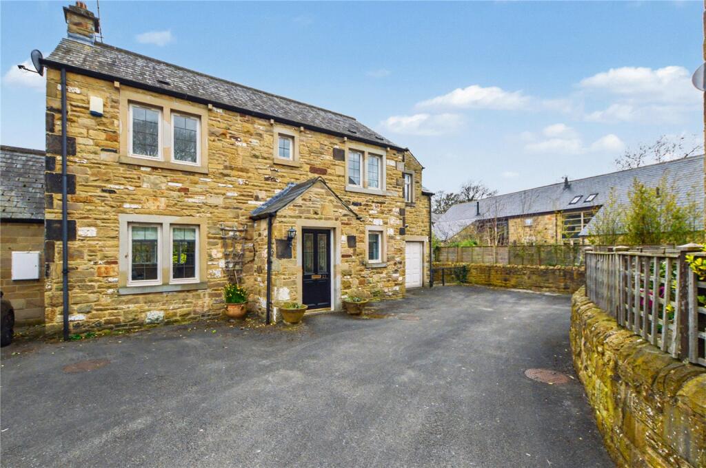 Main image of property: Sedgegarth, Thorner, Leeds, West Yorkshire