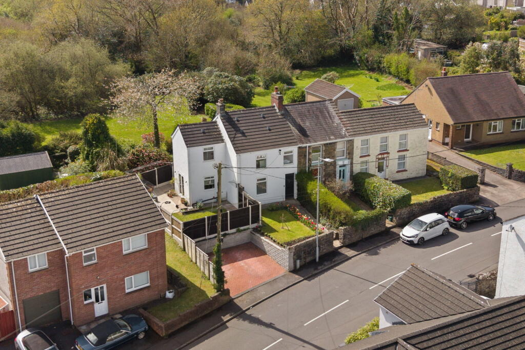 Main image of property: Killan Road, Dunvant, Swansea, SA2 7TD