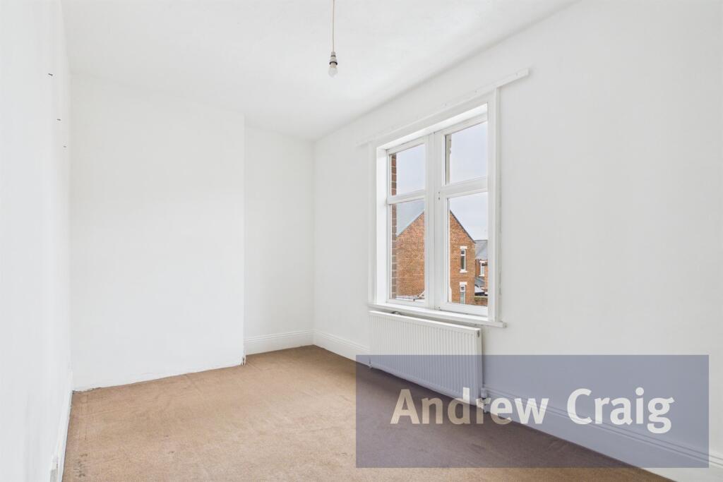 Apartment in South Tyneside, North East - View 4