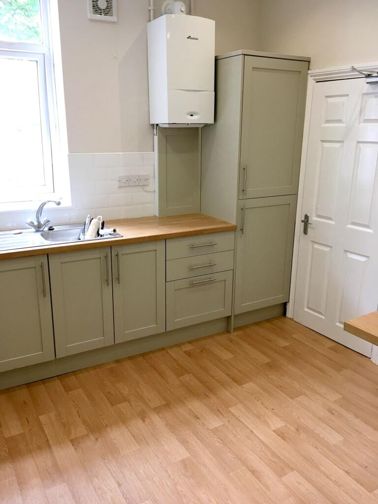 Apartment in Cardiff, Plasnewydd, Roath - View 5