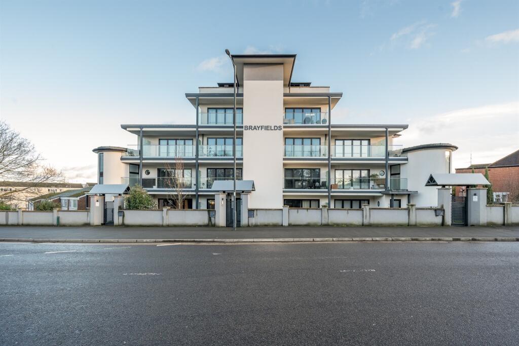 Main image of property: Braywick Road, Maidenhead