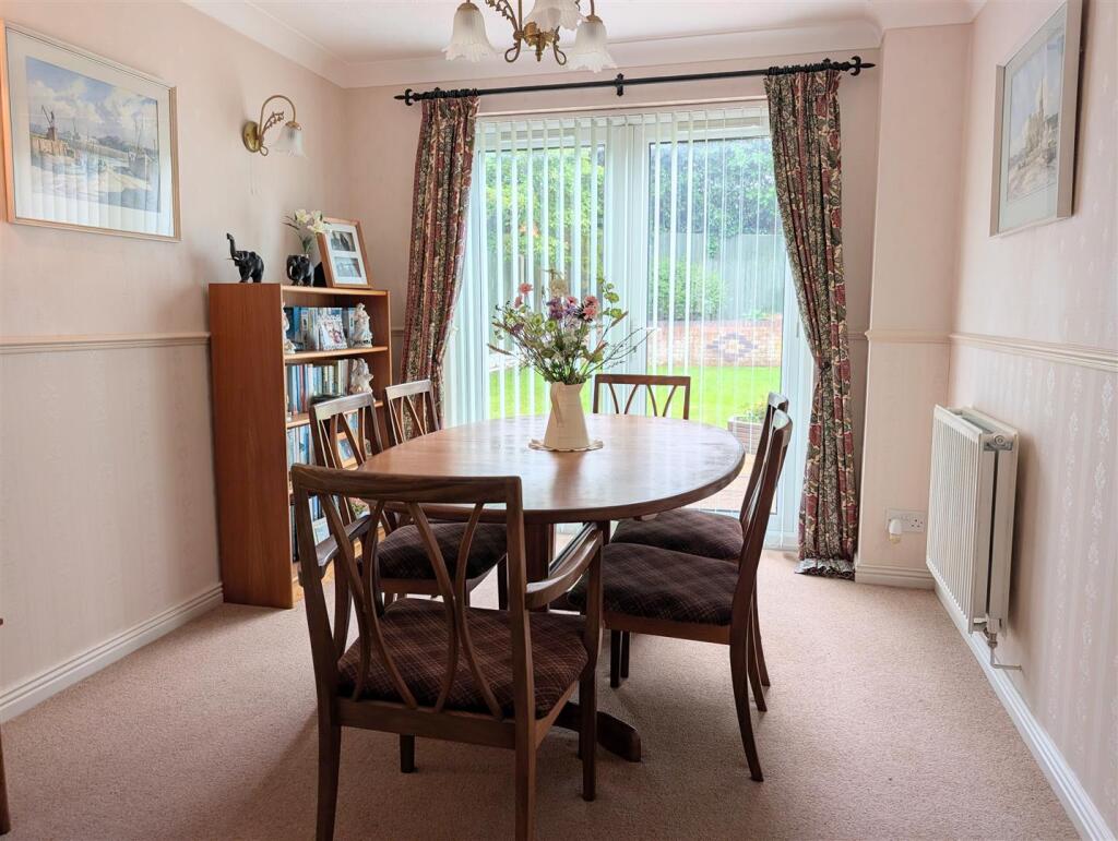 5 Parrys Close, Bayston Hill, Shrewsbury, SY3 0HP photo 4