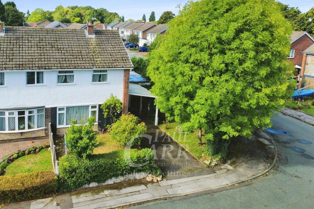 3-bed semi-detached on Dartmouth Drive, Aldridge, WS9 0JP, £245,000