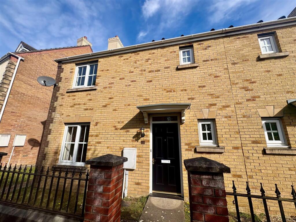 Main image of property: Parc Bron Haul, Broadlands, Bridgend, CF31 5EP