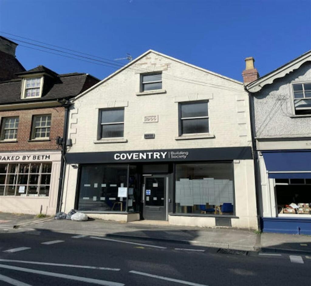 Main image of property: 5 Fountain Street, Nailsworth, Stroud, GL6 0BL
