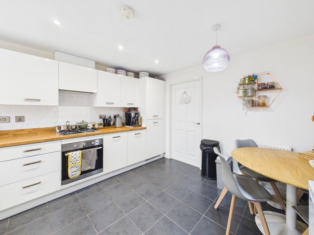House in Osgodby, Middle Deepdale, Eastfield - View 2