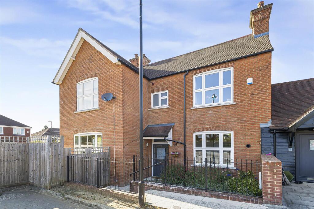 House in Sevenoaks - View 4