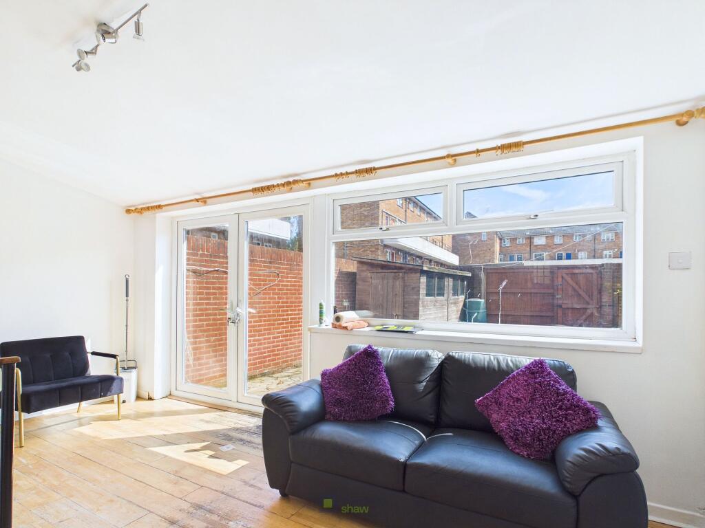 House in Portsmouth - View 5