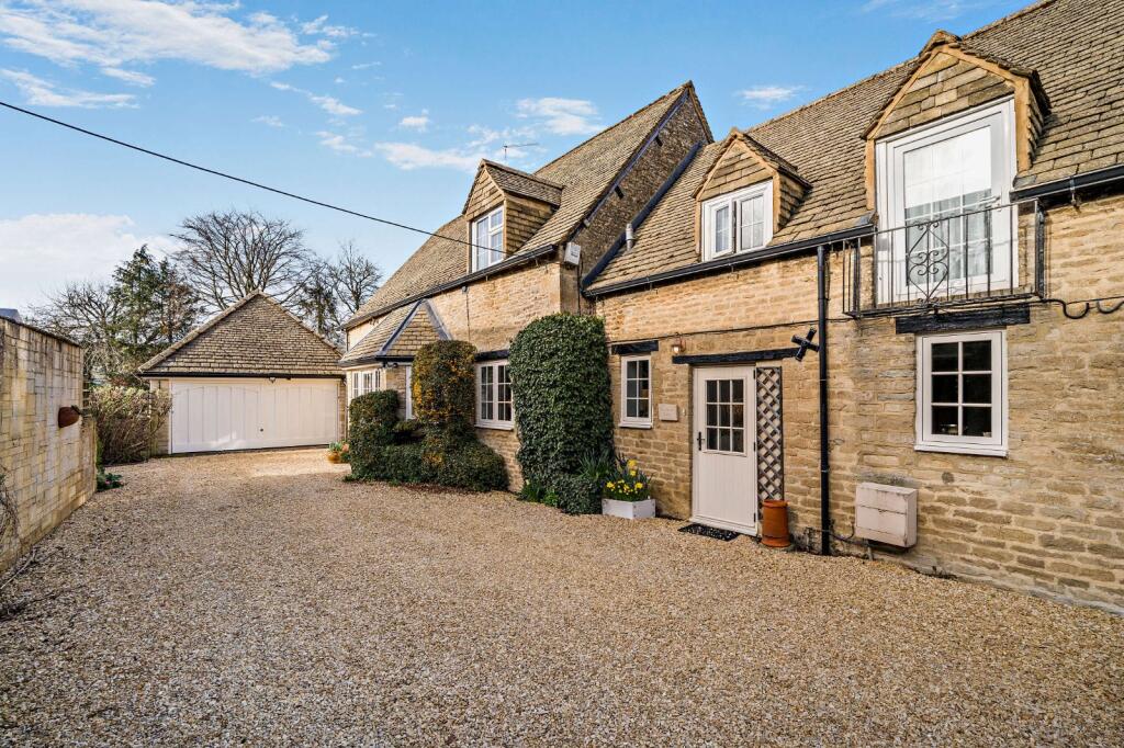 Main image of property: Burford Road, Lechlade, Gloucestershire, GL7