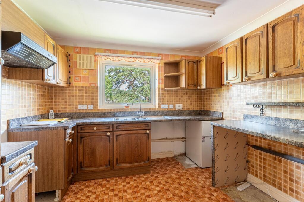 Apartment in Bournemouth, Westbourne - View 4