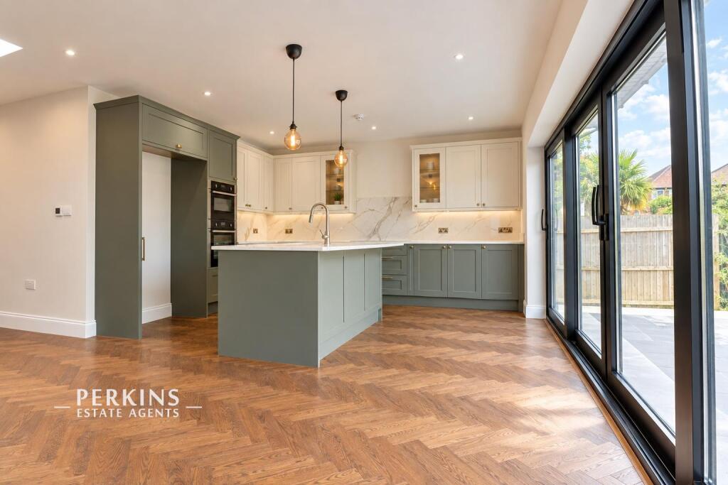 Main image of property: Greenford, UB6