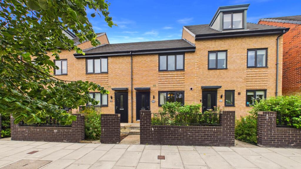 Main image of property: WOODFIELD WAY, BALBY, DONCASTER, SOUTH YORKSHIRE, DN4