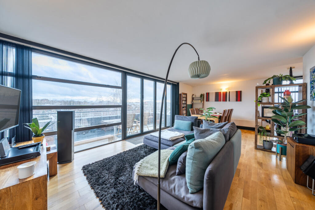2-bed flat on York Grove, Peckham, London, SE15, £600,000
