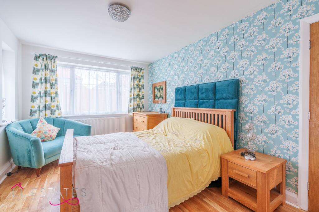 House in Llandudno, Prestatyn - More