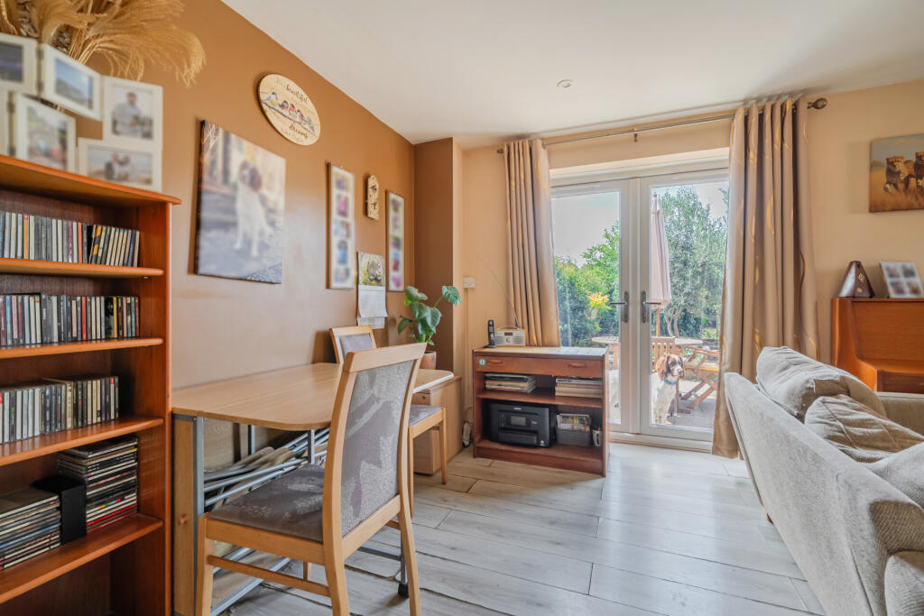 House in Teignbridge, Bovey Tracey - More