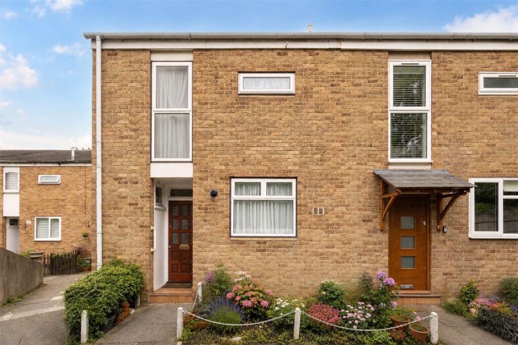 Main image of property: Peterstow Close, London, SW19