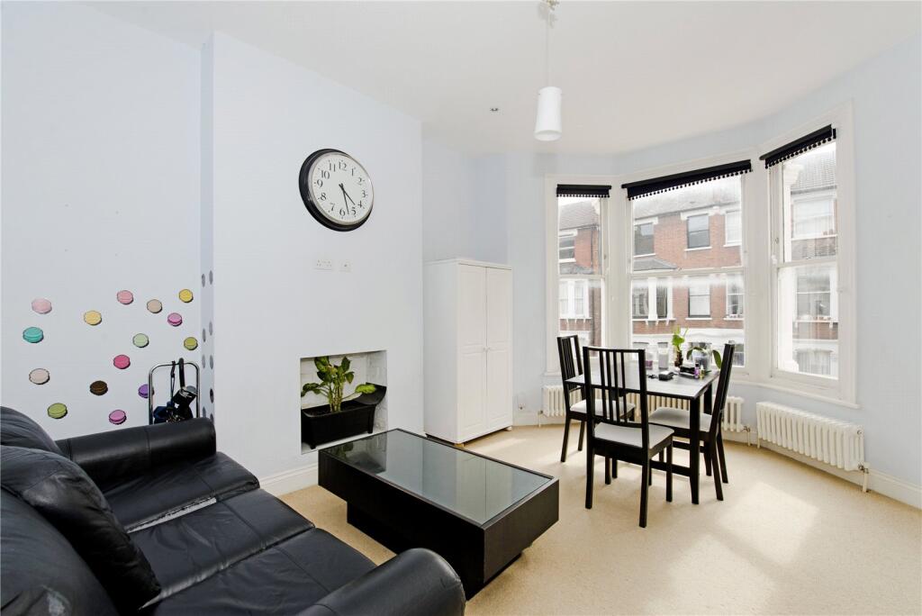 Apartment in London, Lower Holloway, Highbury - View 3