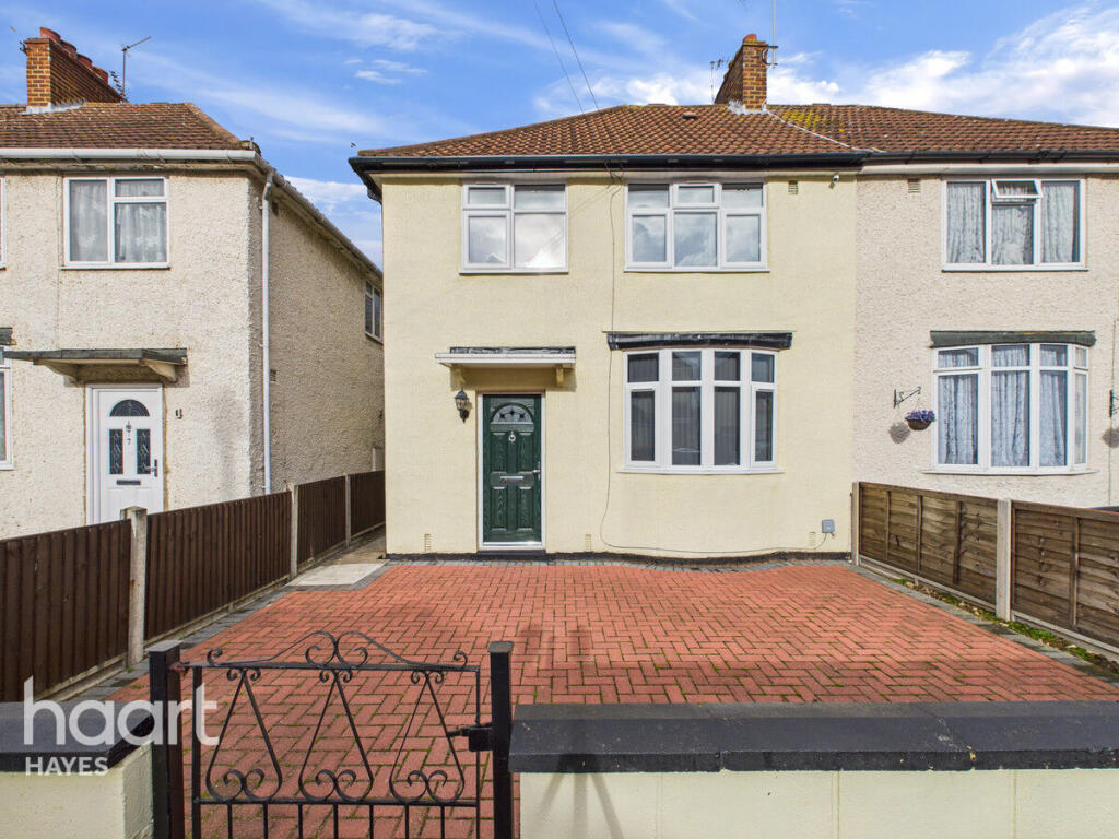 3-bed semi-detached on Saxony Parade, Hayes, £515,000