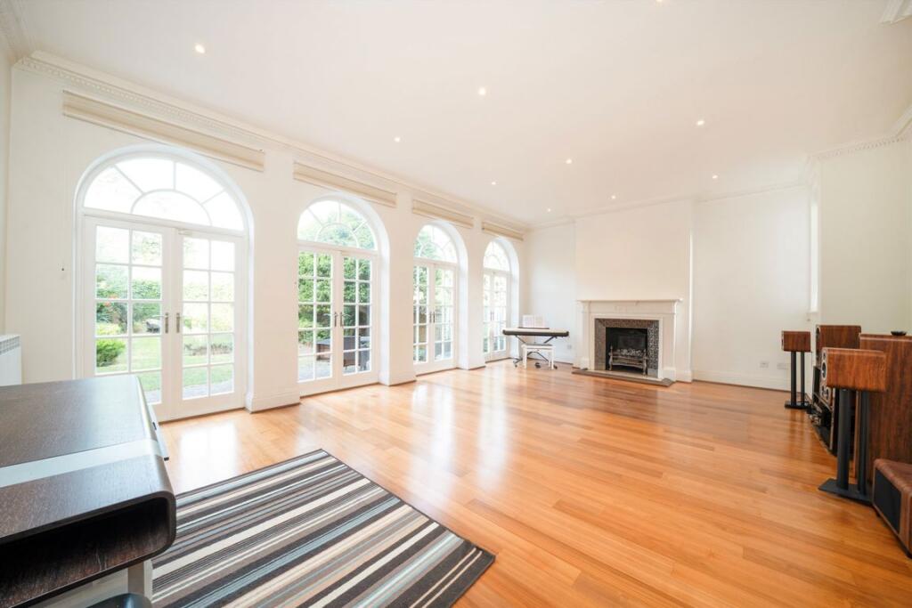 House in London - View 4