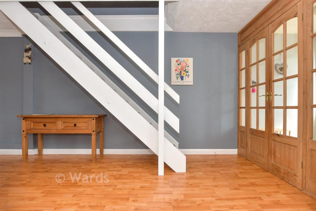 House in Dover, Mill Hill, Deal - More