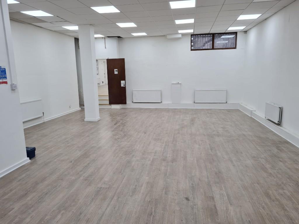 Main image of property: 760-762 Fishponds Road, Bristol, BS16