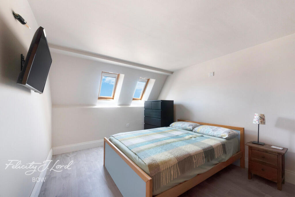 Main image of property: Gladstone Place, London