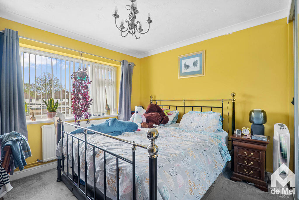 Apartment in Cheltenham, Kingsditch, Hesters Way - View 4
