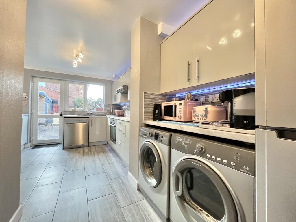 House in South Staffordshire, Perton - More