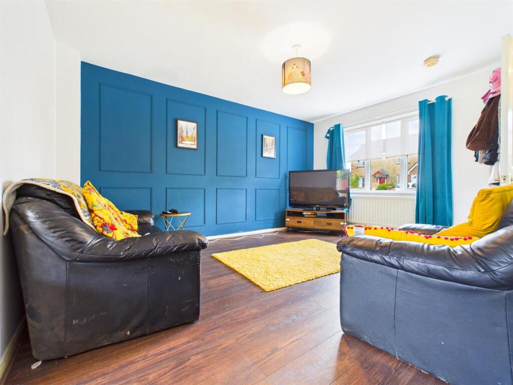 House in Cardiff - More