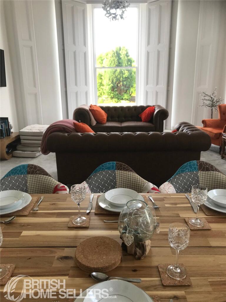 Apartment in Torquay, Wellswood - View 4