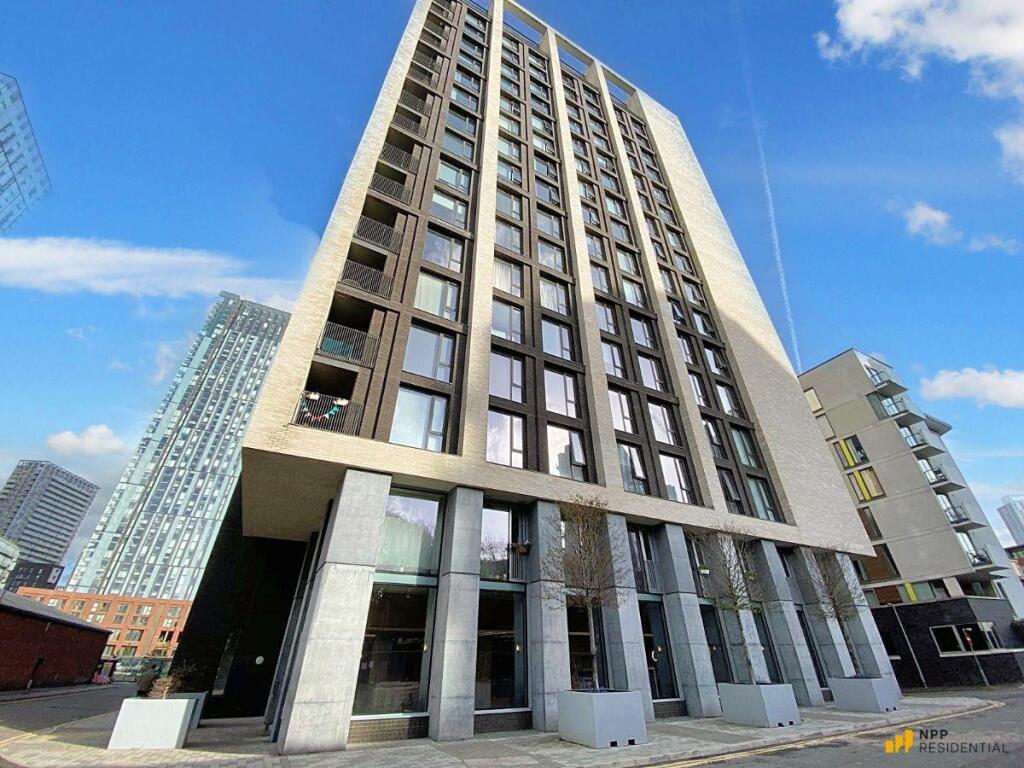 Apartment in Manchester, City Centre - View 2