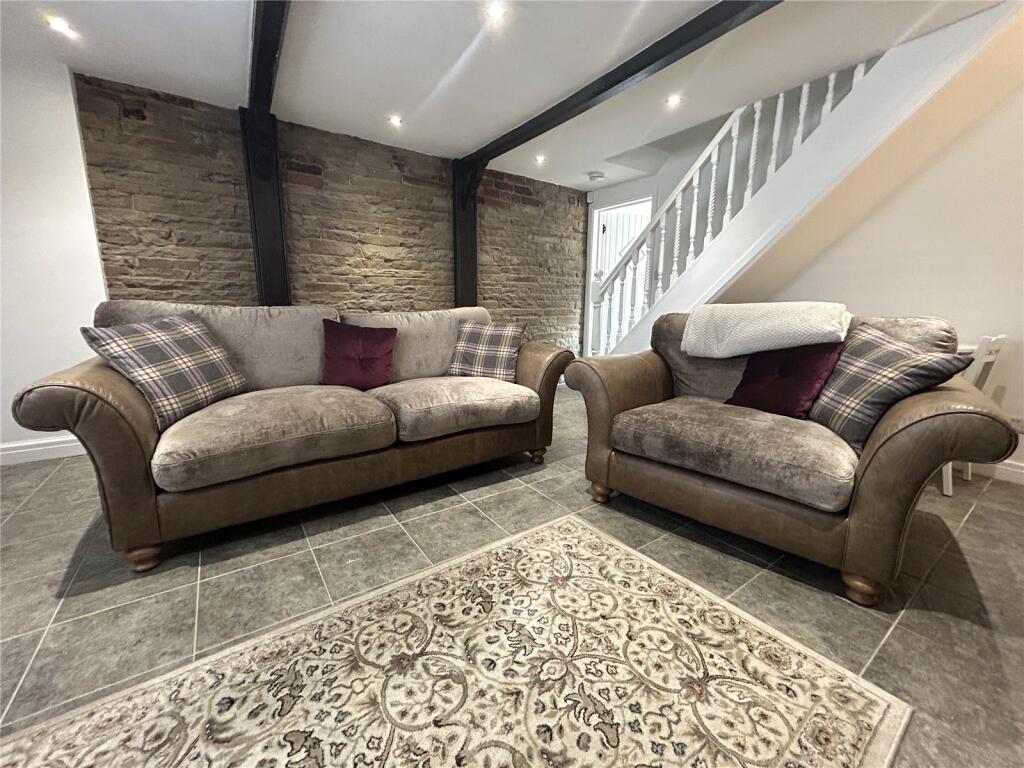 St. Johns Road, Lostock, Bolton, BL6 photo 3